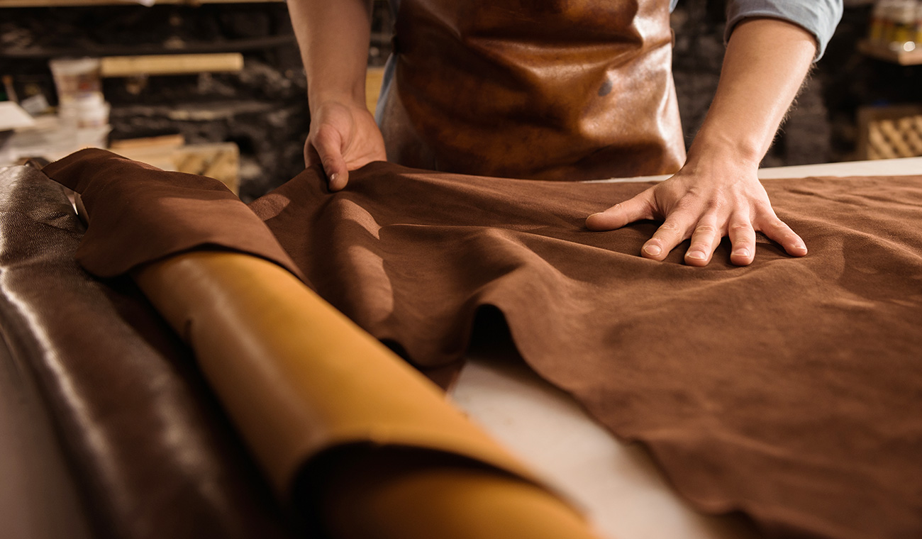 HIGH QUALITY LEATHER